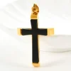 Colgante dorado y negro