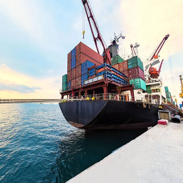 تشينغداو تقدم خدمات لوجستية عالمية من الصين إلى مونتريال وفانكوفر وكندا للشحن البحري الموثوق