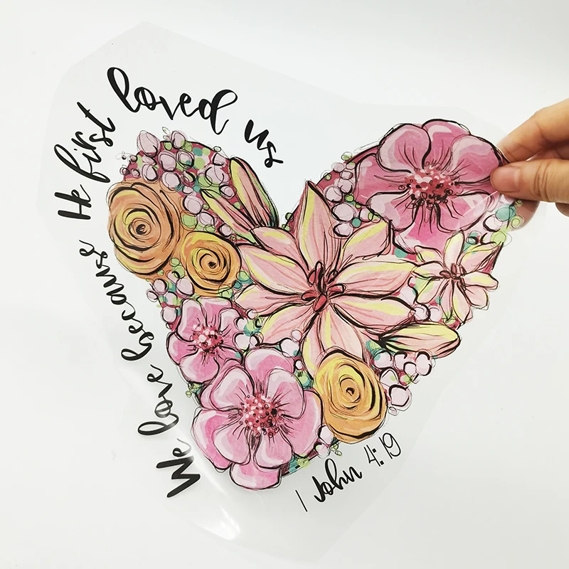 Small MOQ Heart Flower Love Pattern Heat Transfer Printing Ready to Press on Shirts Cheap DTF Valentines Day PET Material