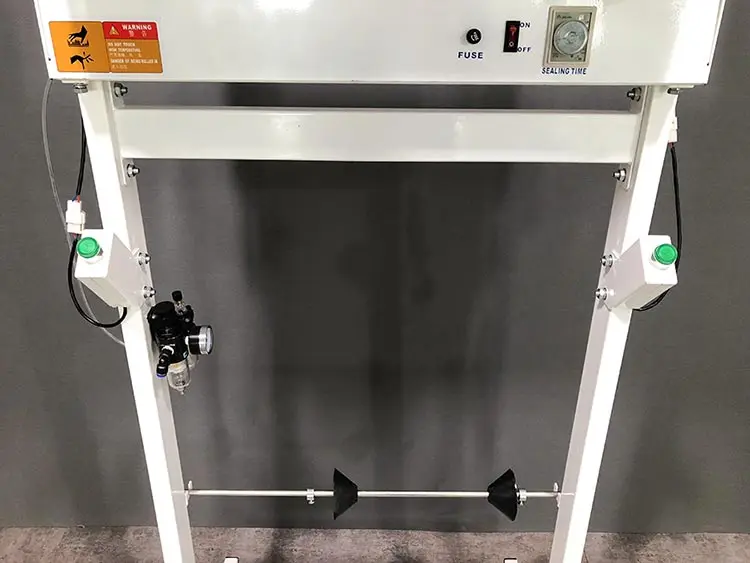 2022 New Garment Packing Machine for Laundry
