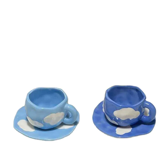 Modern Style Tulip Cloud Mass Ceramic Coffee Cup and Saucer Simple Circle Design for Any Occasion Hand Kneaded