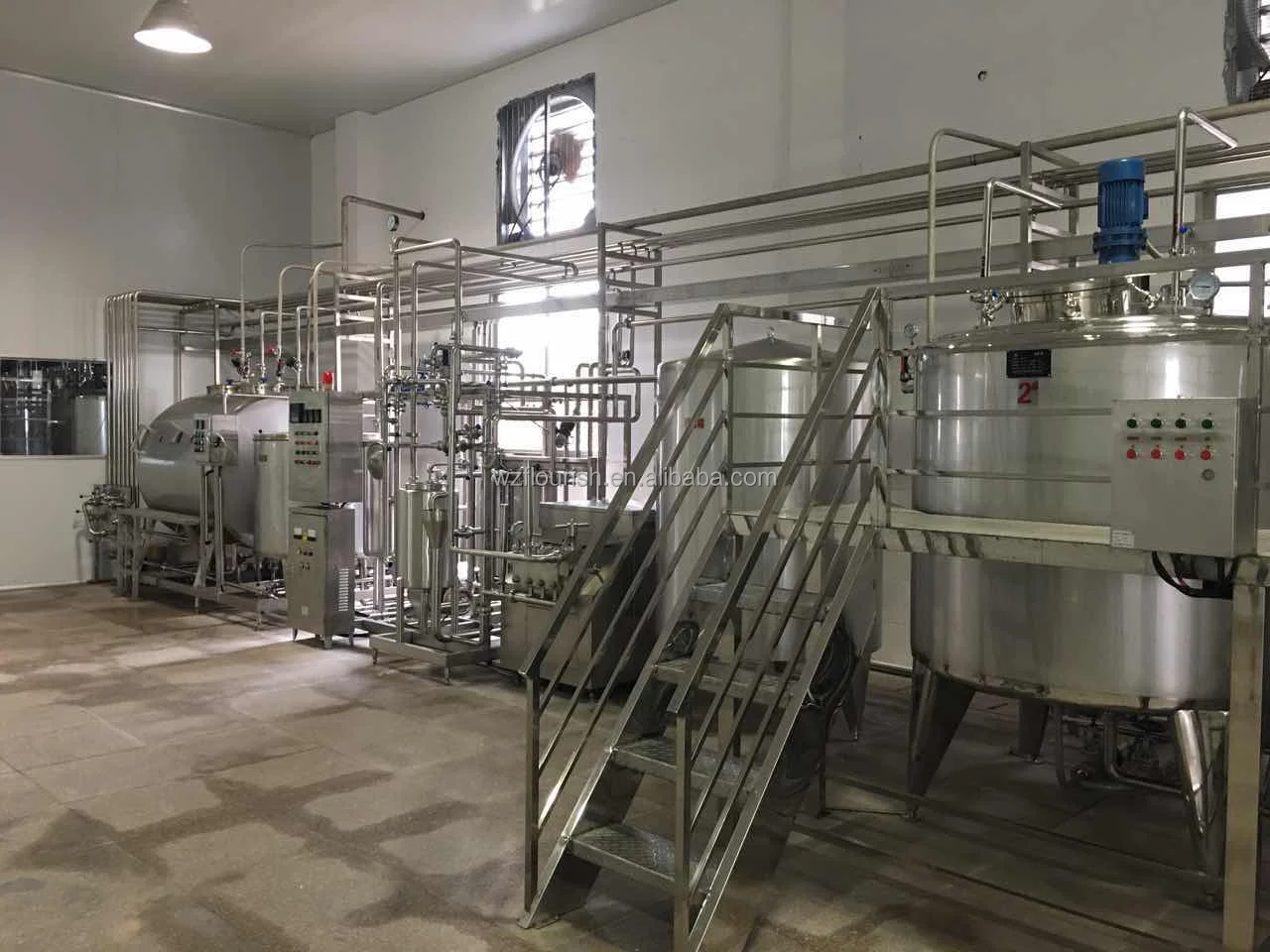 Food Grade Stainless Steel Tank With Agitator
