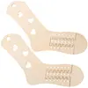 Calcetines de madera molde-amor