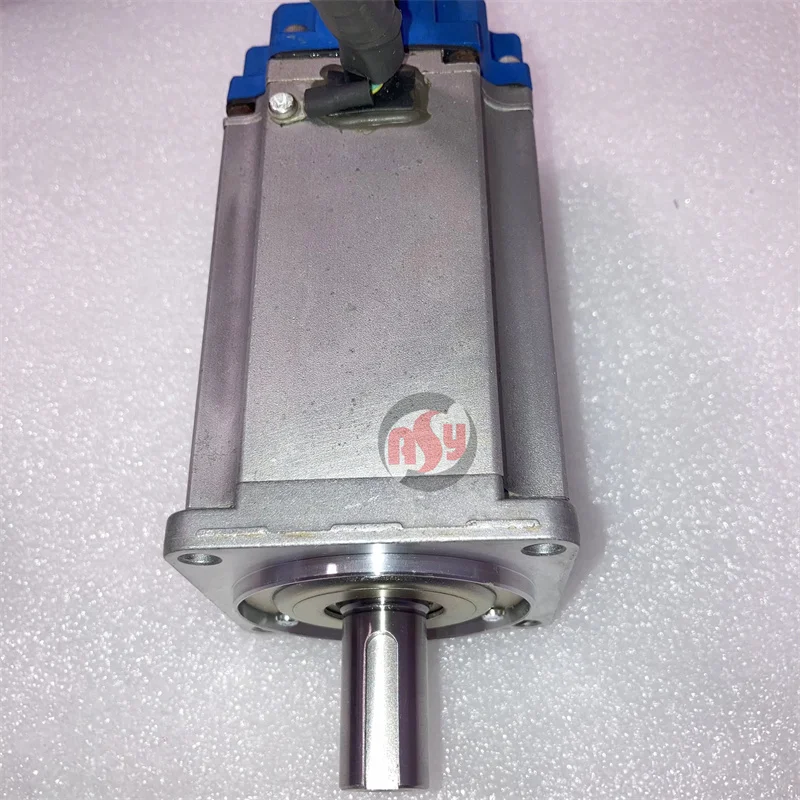 New YASKAWA SJME-04AMC41-OY Servo Motor SJME04AMC41OY In Box
