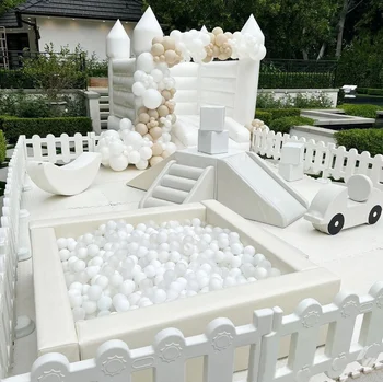 White Kids Soft Play Area with Inflatable Bounce House