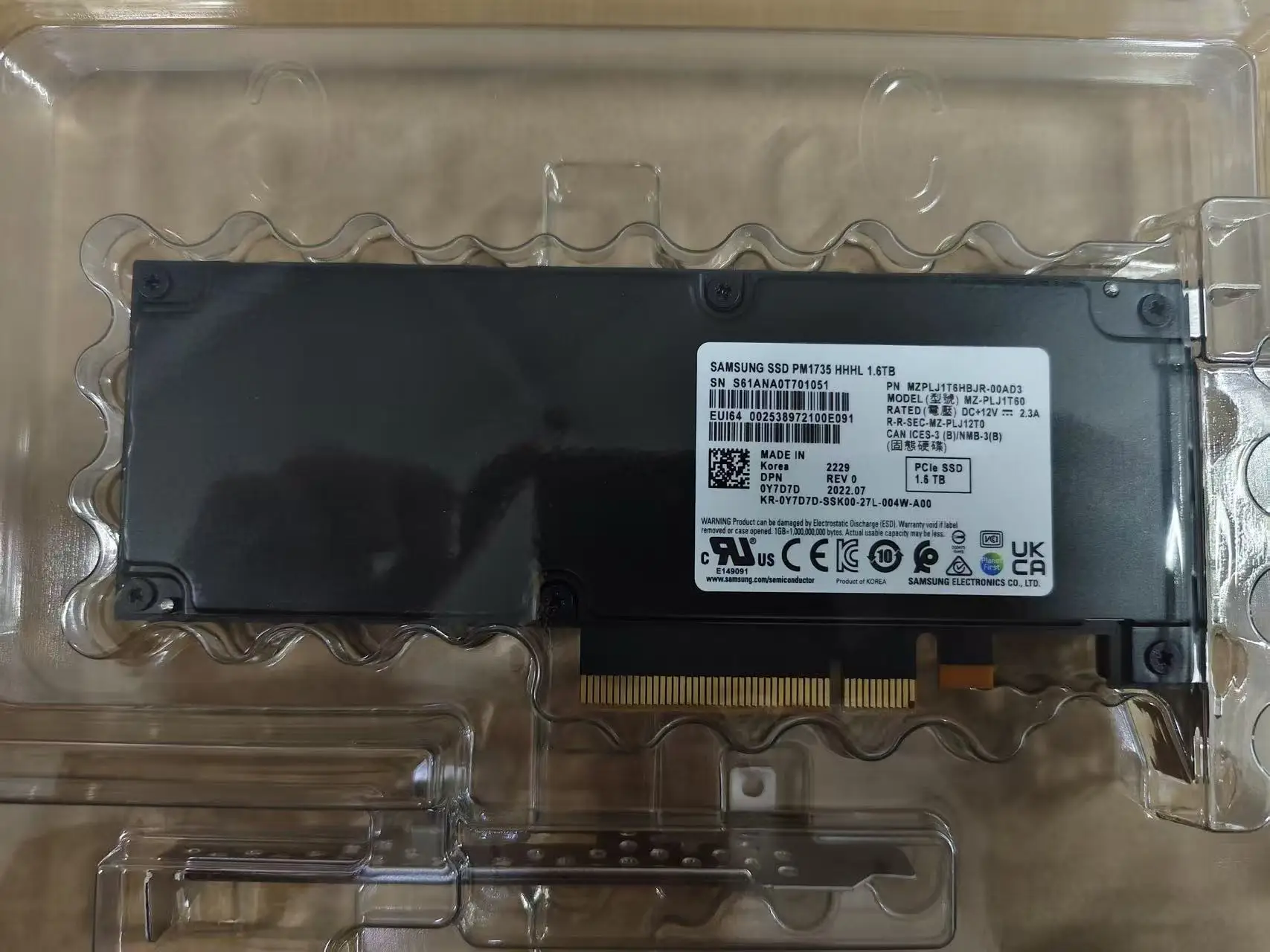 Samsung PM1735 6.4TB HHHL AIC PCIe 4.0 x8 NVMe Enterprise Server SSD MZ-PLJ6T4HALA-00007
