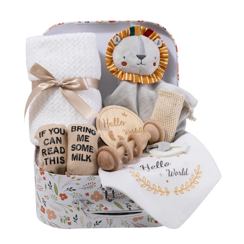 Baby Shower Gift Set Crawler toy  Muslin Fabric Blankett set Bib Towel Sets with Gift Box wholesome and customized factory