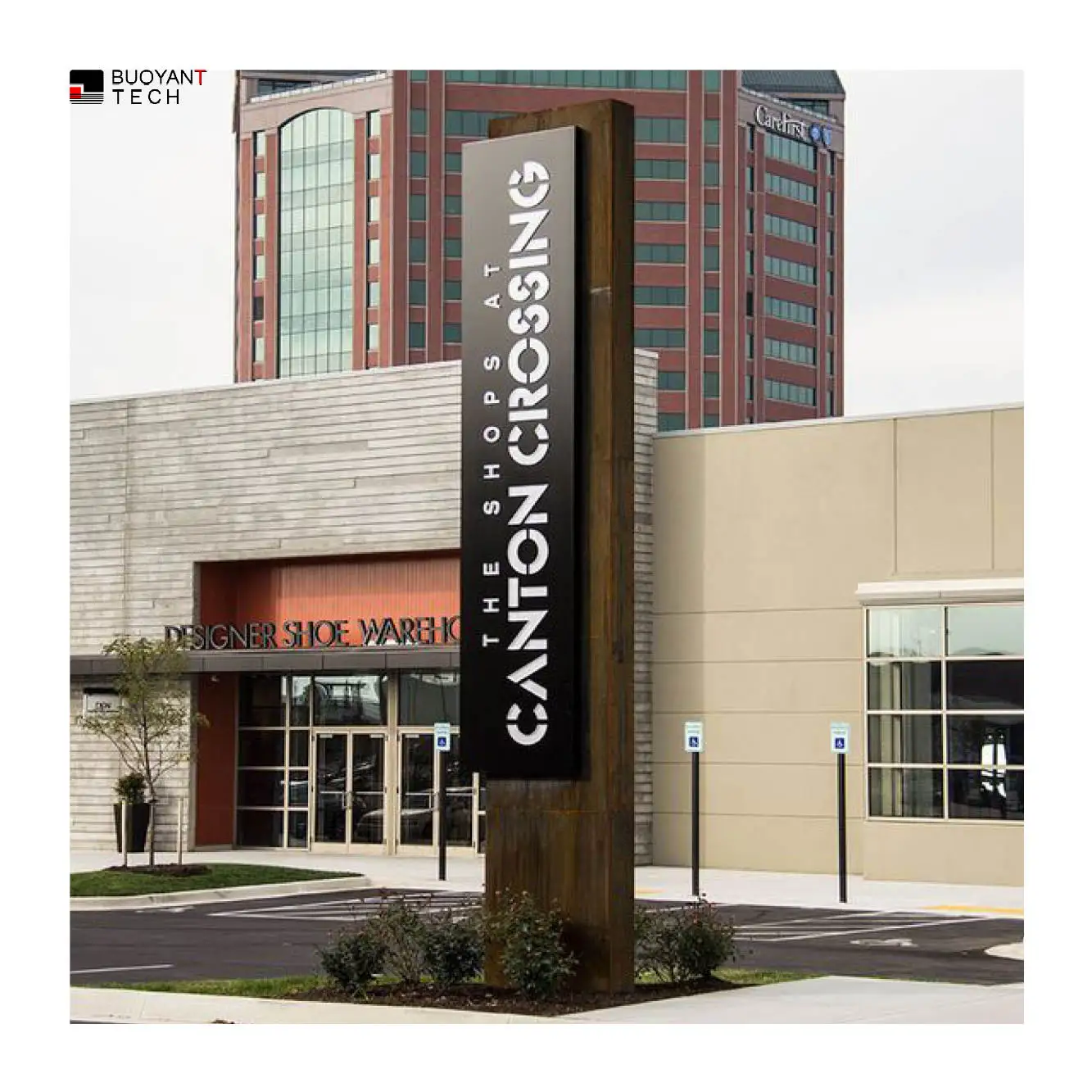 Customizable Indoor/Outdoor LED Directional Message Pylon Signboard Steel Car Totem Campus Hospital Advertising Light Boxes