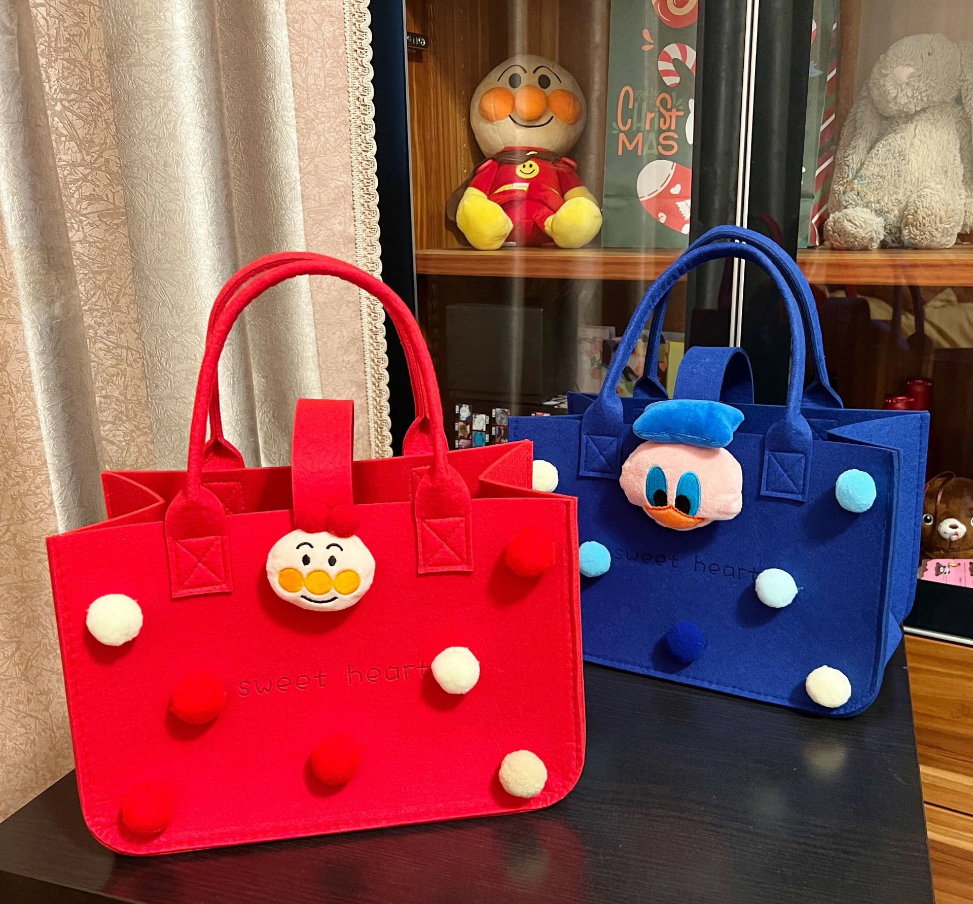 Bolso de fieltro con dibujos animados para mamá, Cartera de mano de alta  gama con diseño de dibujos animados, ideal para regalo de banquete y de - Main Image