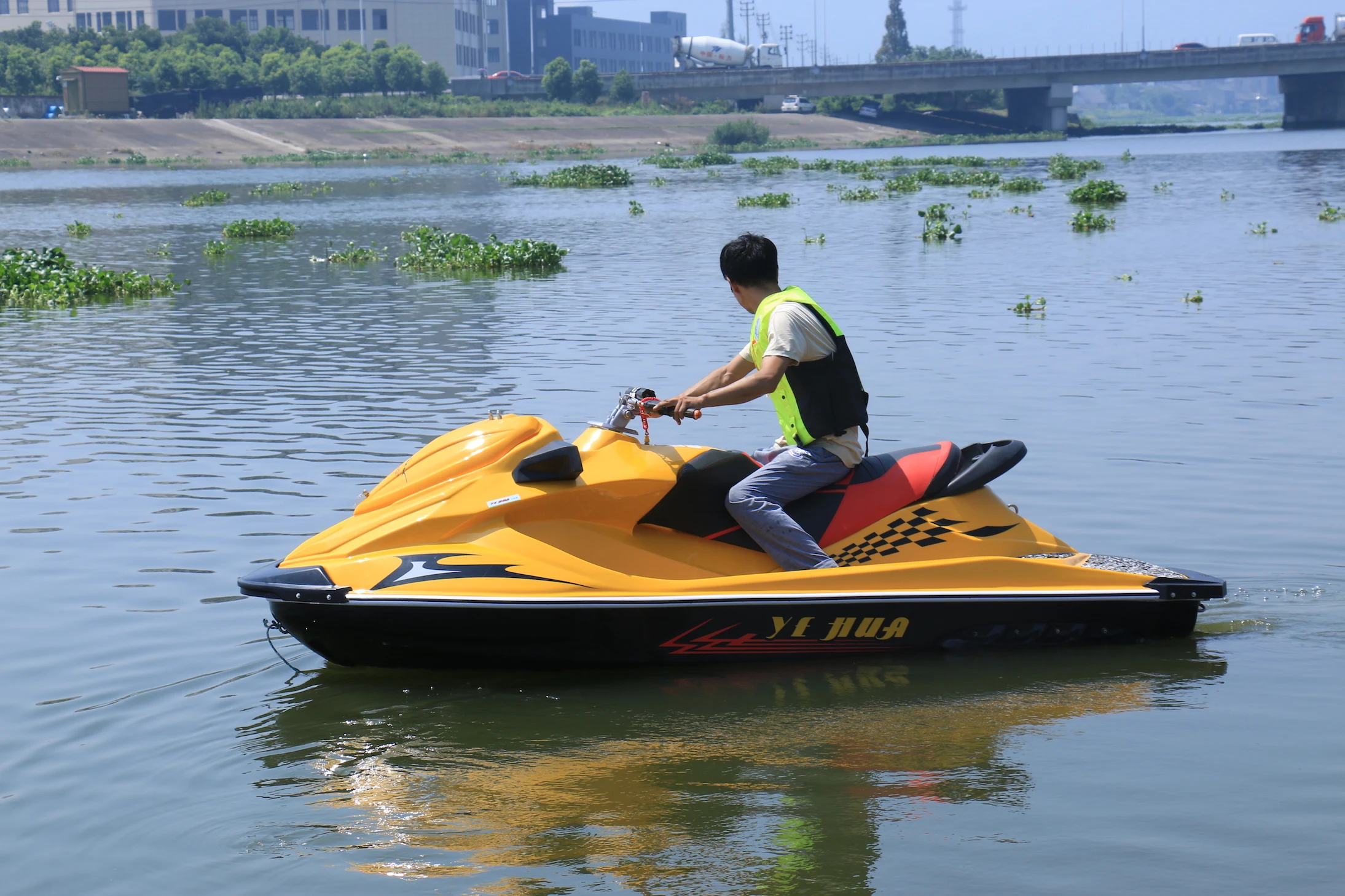 Fast Speed 4-Stroke Racing Jet Ski 1400CC Sea Sports Motorboat for 3 People