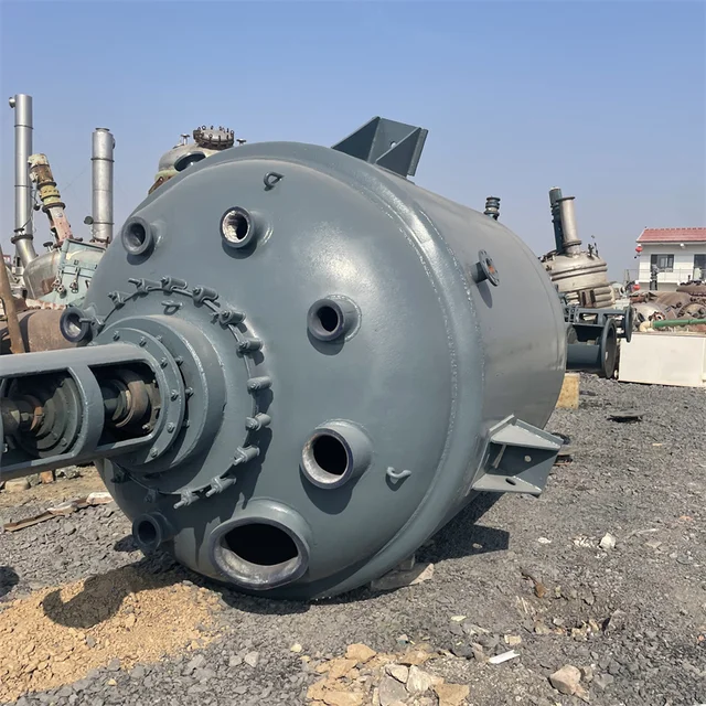 Second-hand enamel reaction tank, vertical type, 10-ton chemical reaction equipment