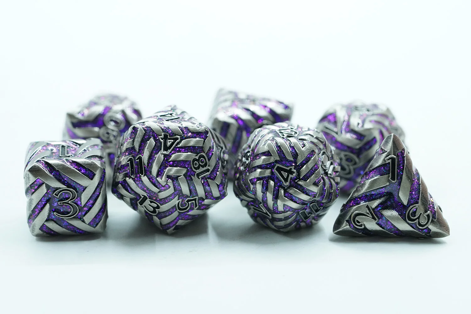 7pcs Polyhedral Metal Dice Set for DND Games Zinc Alloy with Purple Sparkling Mica Stripe and Black Number factory