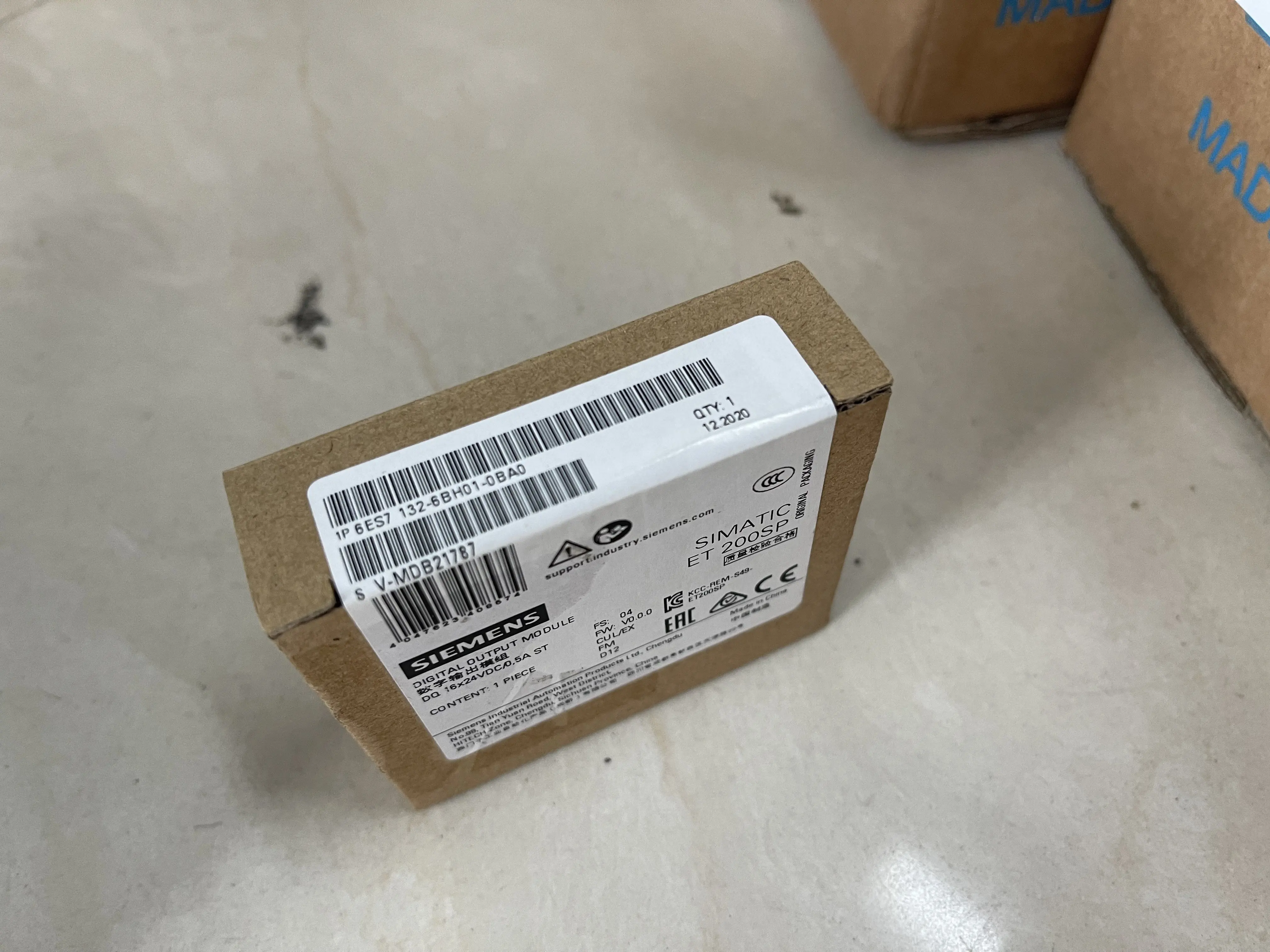 Siemens Digital Output Module 6ES7132-6BH01-0BA0 Siemens Digital Output Module 6ES7132-6BH01-0BA0