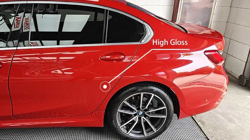 Automotive Clearcoat Spraying Application