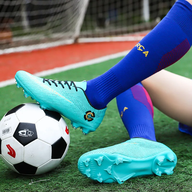 2023 Fashionable Style Soccer Shoes For Men/woman Comfortable