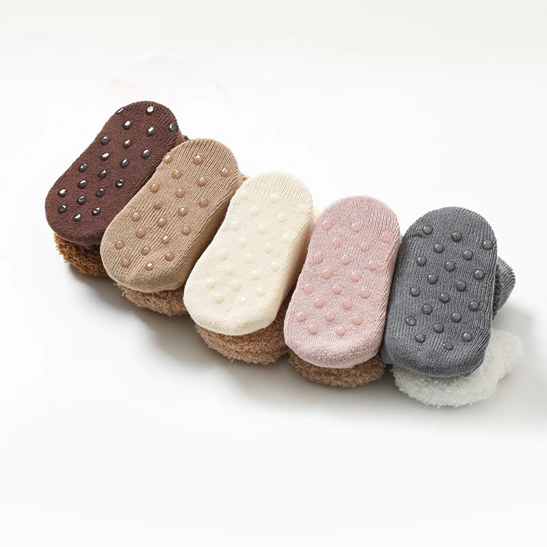 Winter Newborn Thicken Terry Loop Warm Stockings Cute 3d Cartoon Bear Dolls Anti Slip Baby Floor Socks