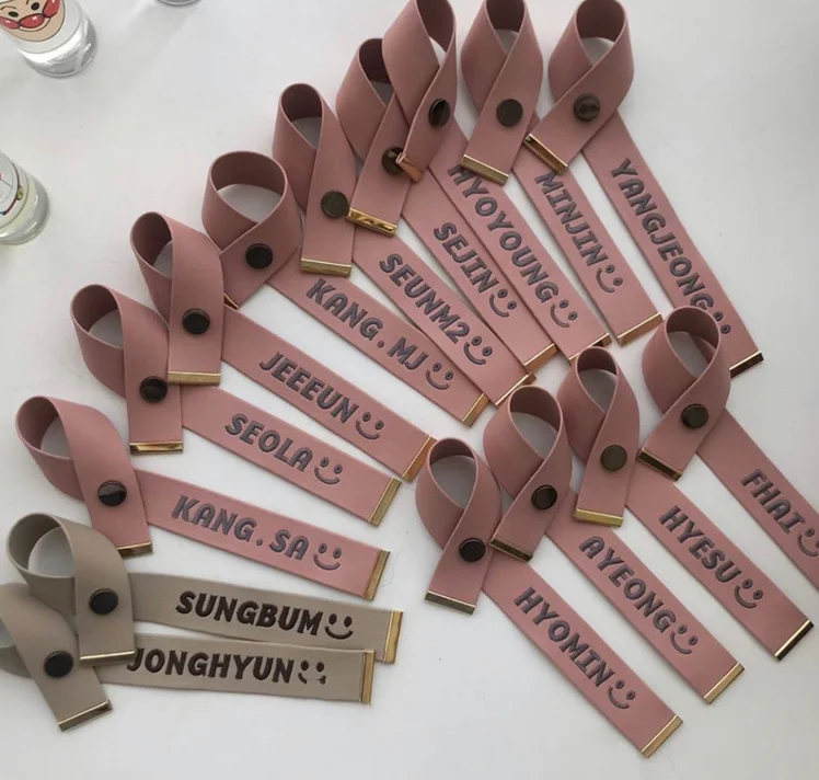 Portachiavi Personalizzato Con Nome Ricamato - Doppia Faccia, Per Valigie, Zaini E Borse, 18 Cm - Foto 12