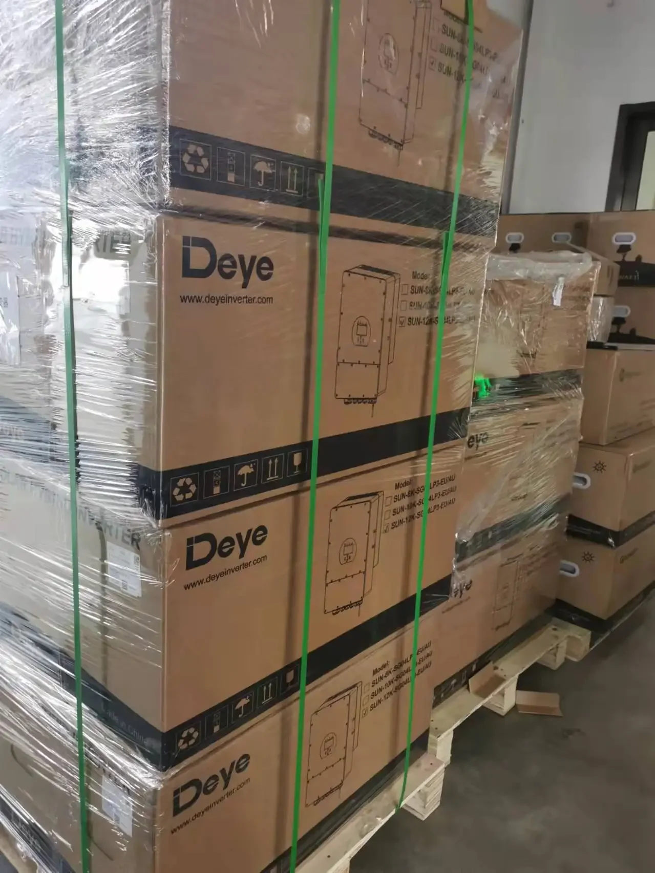 Factory Price Deye 5kw Hybrid Inverter 5kw 6kw 8kw 10kw 12kw 16kw MPPT ...