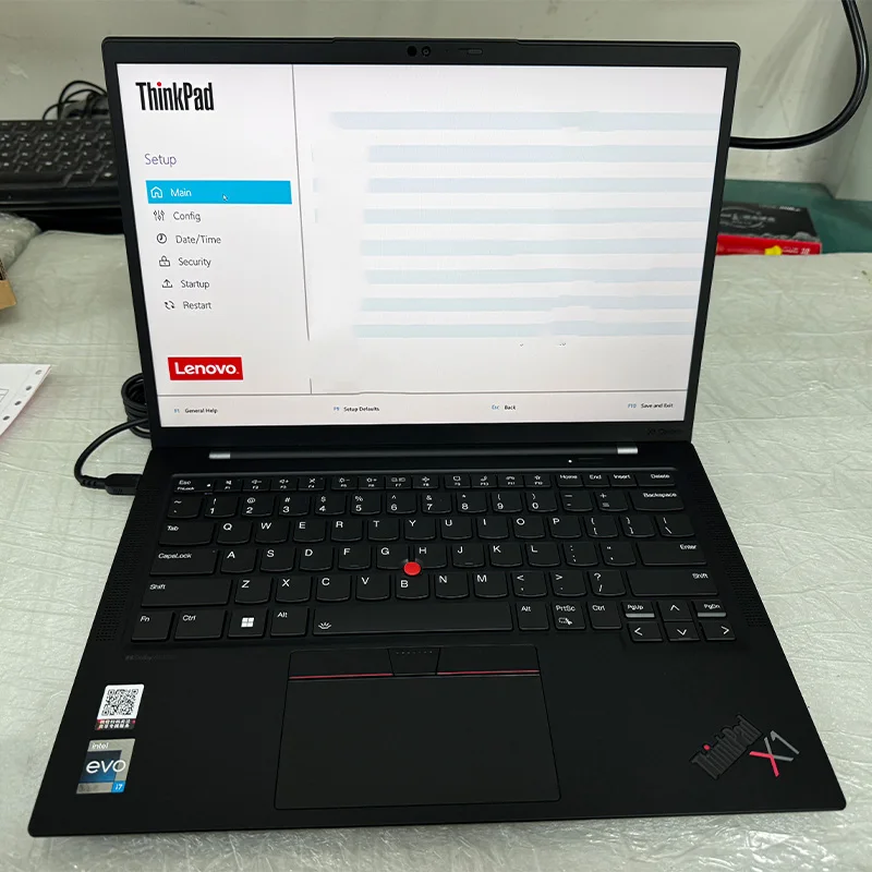 ThinkPad X1 Carbon Gen 11 畅销款，配备I7-1360P CPU、16G RAM、1T