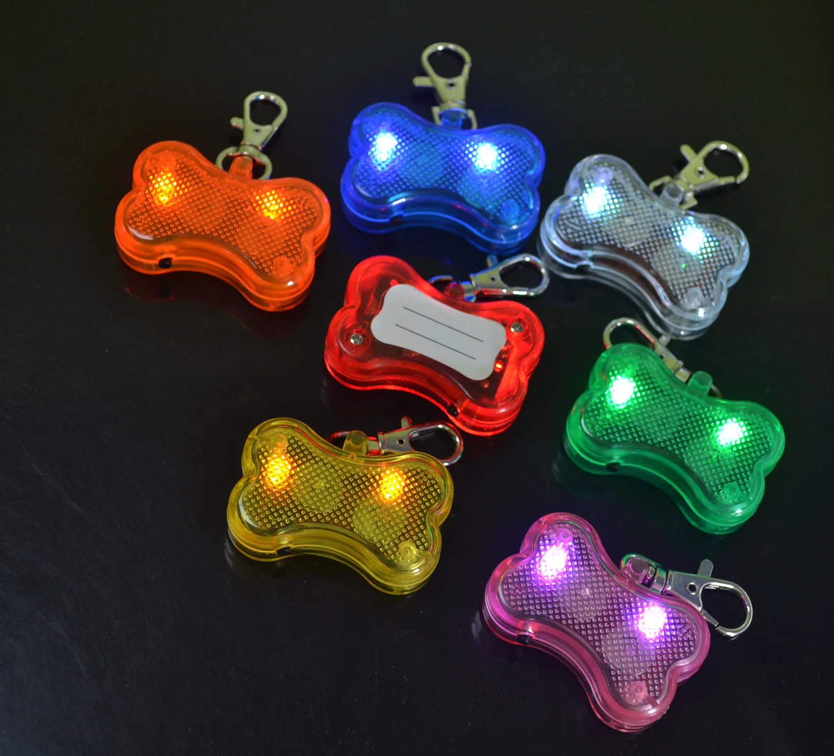 2022 High Quality Led Dog Tags Glowing Pet Id Tag Light Up Dog Pendant ...