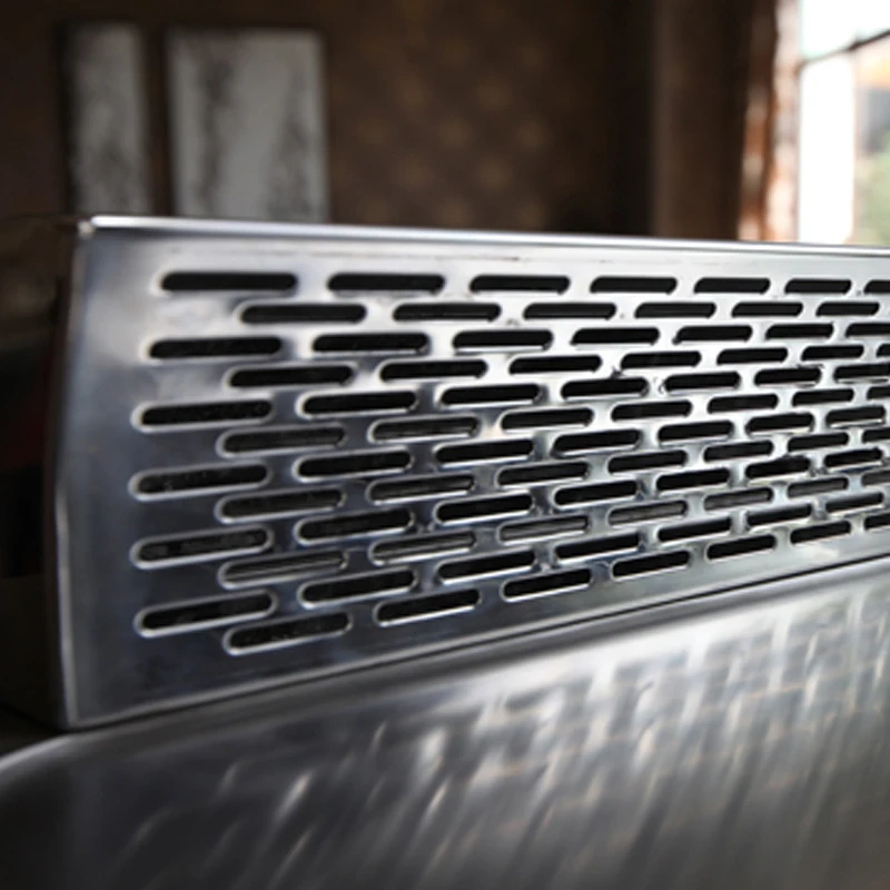 7-10 Seats Commercial Teppanyaki Grill Table with 8000W Power and 220-240V/380V for Restaurants