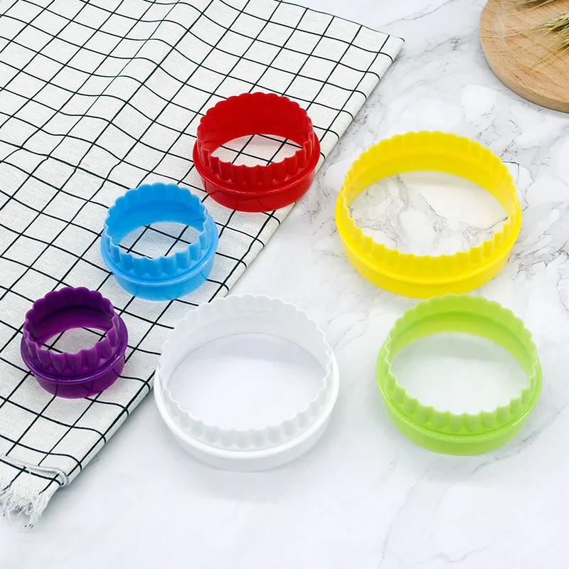5pcs Assorted Colors Two Side Round Cookie Biscuit Cutters and Fondant Cake Cutters for Dessert Plastic Round Cookie Cutters