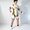 Blanco y amarillo
