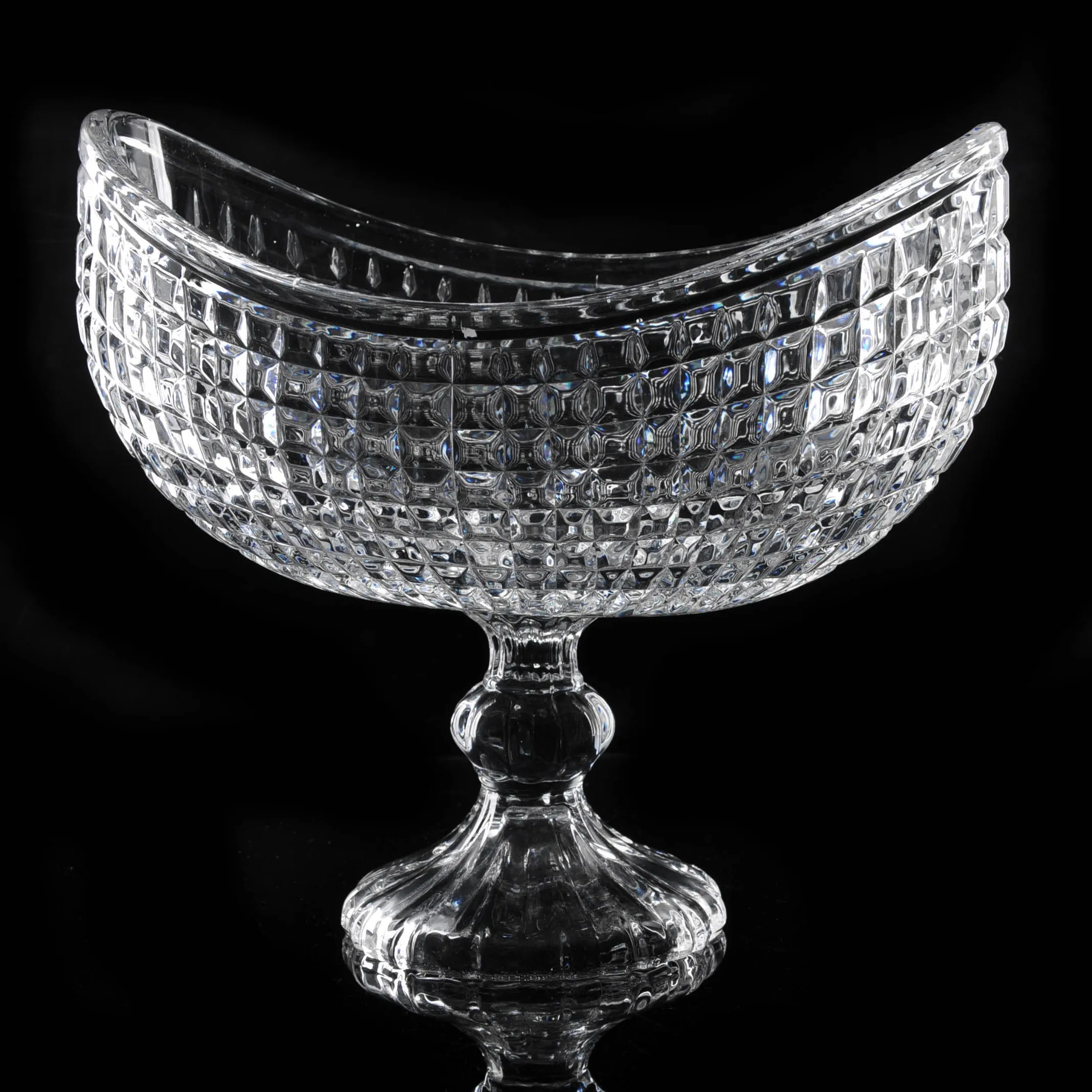 Factory Highend Design Elegant Crystal Oval Glass Dessert Bowl Compote