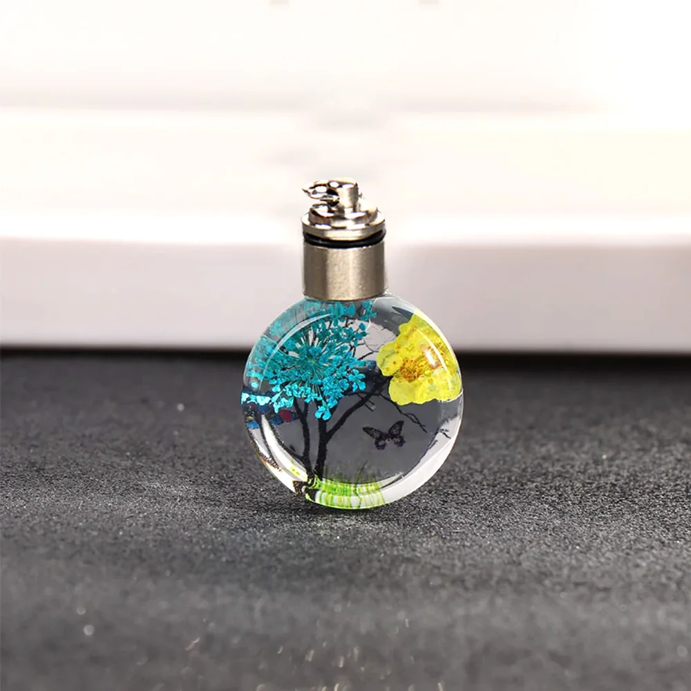 Cremation jewelry stainless steel new luminous dried flower butterfly permanent preservation pendant glass ball women's necklace