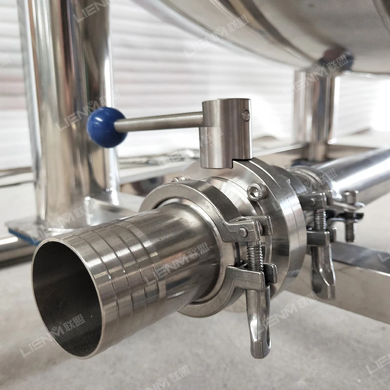 Factory Customized Machine for Mixing Liquid Soap Ss 500L Laundry Detergent Liquid Mixing Equipment
