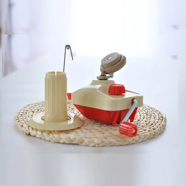 Машина для намотки шерсти с ручным приводом