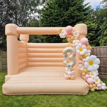 Interesting Customized PVC Inflatable Bounce Castle Wedding Bouncy Tent For White Pink