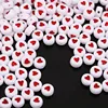 Fond blanc 4x7 avec coeur rouge