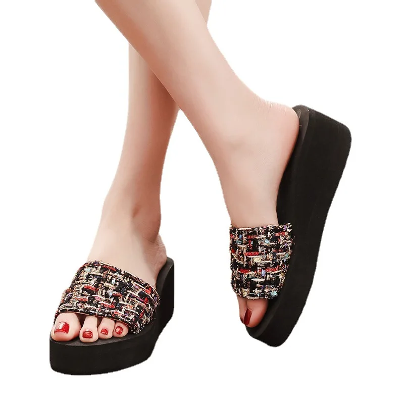 Summer New High-heeled Fashion Sandals And Slippers Ladies Trend Gold  Thread Casual Comfortable Sand Wedge Slippers - Buy High-heeled Slipper,Gold  Thread Slipper,Women Trendy Slippers Product on Alibaba.com