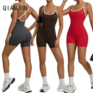 Customized Logo High Elasticity Yoga Jumpsuit with Contrasting Colors Tight Fitting Jumpsuit for Indoor Pilates Fitness Women