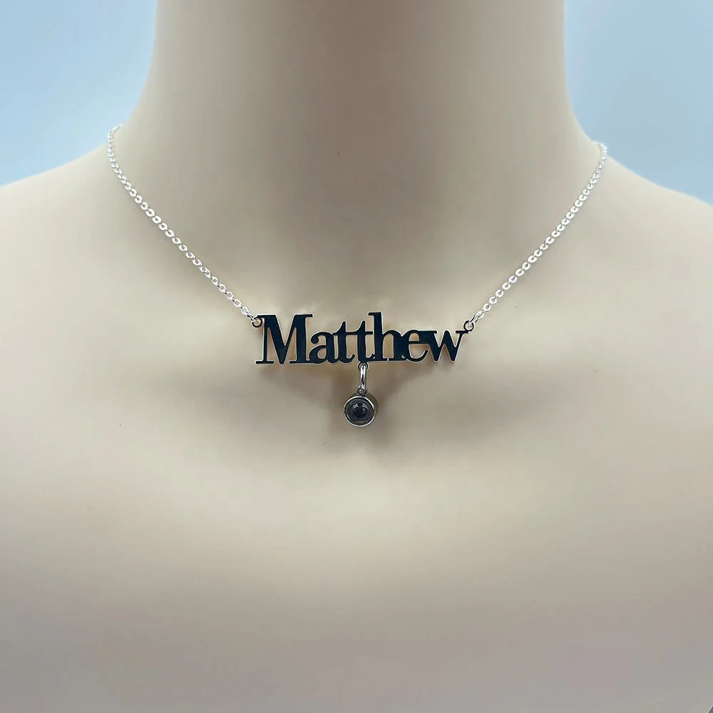 Lateefah Custom Name Jewelry Personalized Photo Projection - Main Image