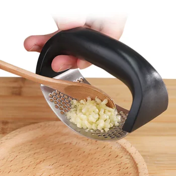 Manual Garlic Press Stainless Steel Handheld Ginger Garlic Curve Mince