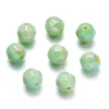 Ballons de football verts