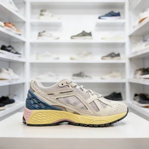 2026 High Quality OEM Designer New 2002r Casual Walking Shoes Tennis Fashion Luxury Men's Sports Casual Shoes