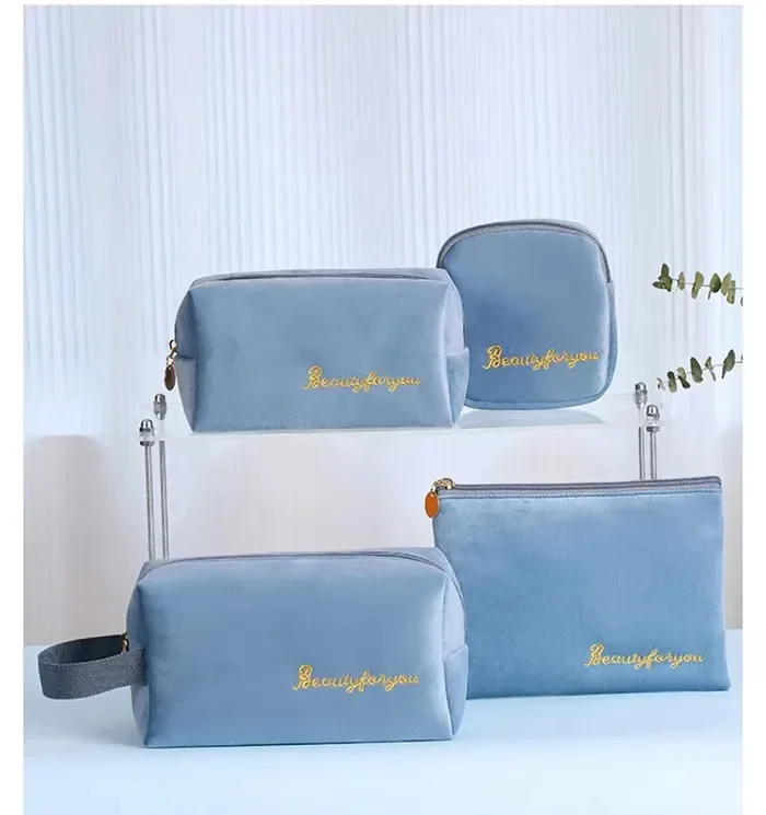 Large Capacity Velvet Cosmetic Bag Plaid Multifunctional Wash Bag Skin-friendly Material Skincare Storage Bag