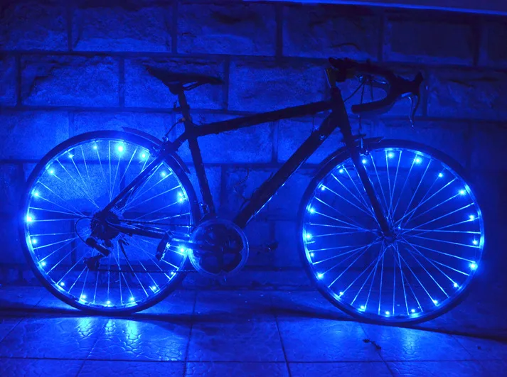 GIANマウンテンバイク 青 コルクグリップ LEDライト GIANマウンテンバイク 青 コルクグリップ LEDライト