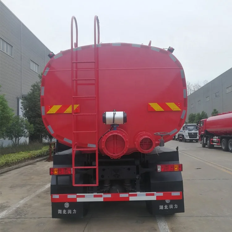 Cheap 8*4 SINOTRUK 25000 Liters Sewage Suction Trucks