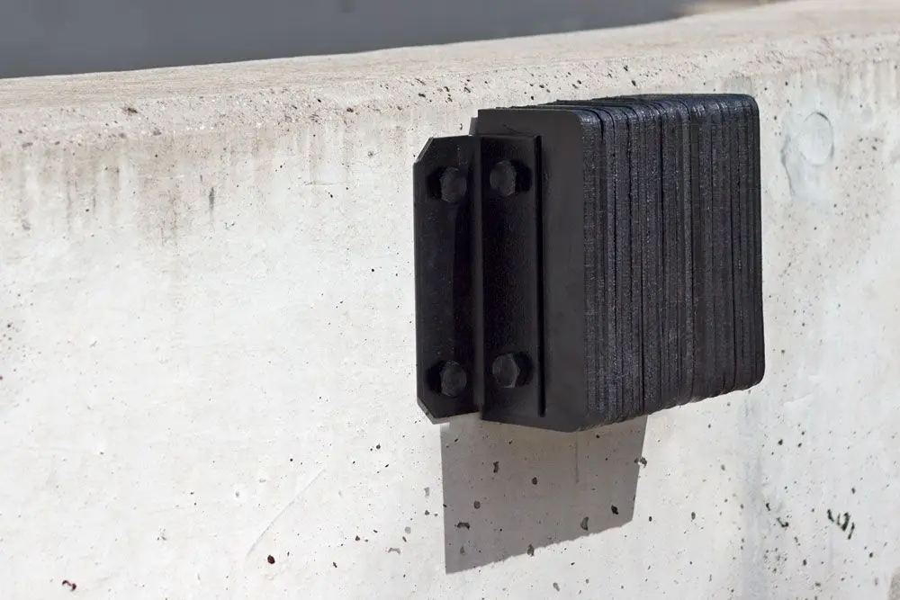 Laminated Rubber Dock Bumper Heavy Duty for Truck manufacture