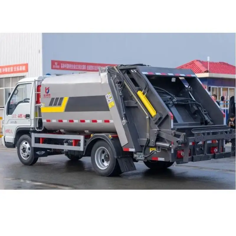 Made in China, Foton Small 4X2 4.5m3 Compactor Garbage Truck Mini Garbage Collection Truck