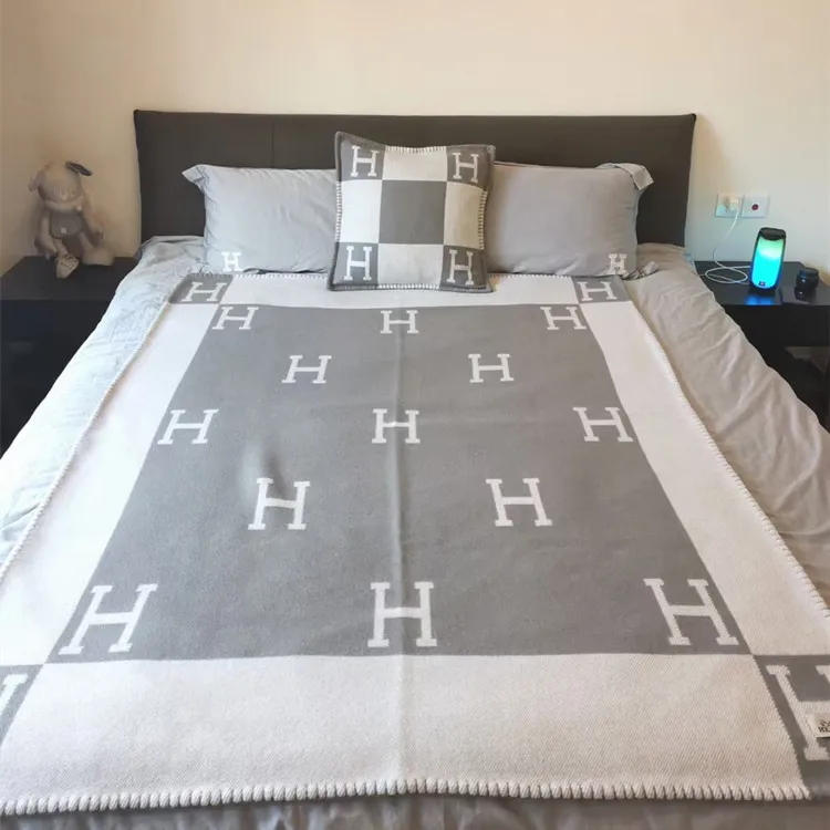 Popular Wool H Blanket Cashmere Wool Knitting Blankets All Season