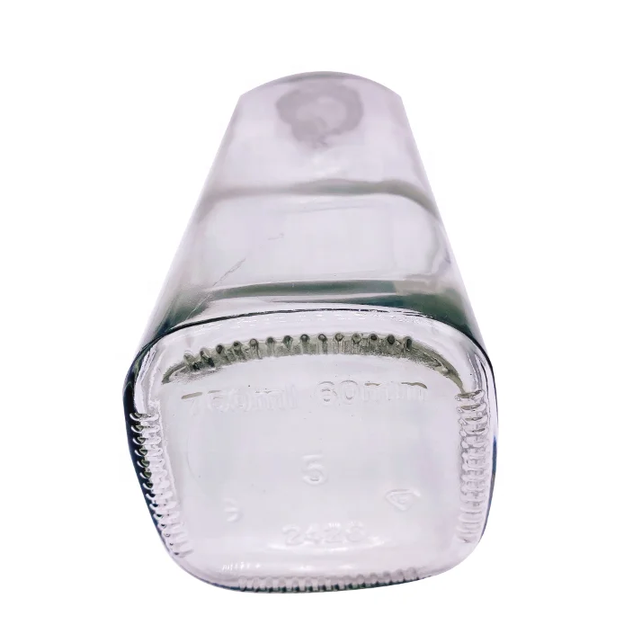 Saudi Arabia 700ml 750ml square Shaped Vodka Drinking Transparent Wholesale Glass Bottle