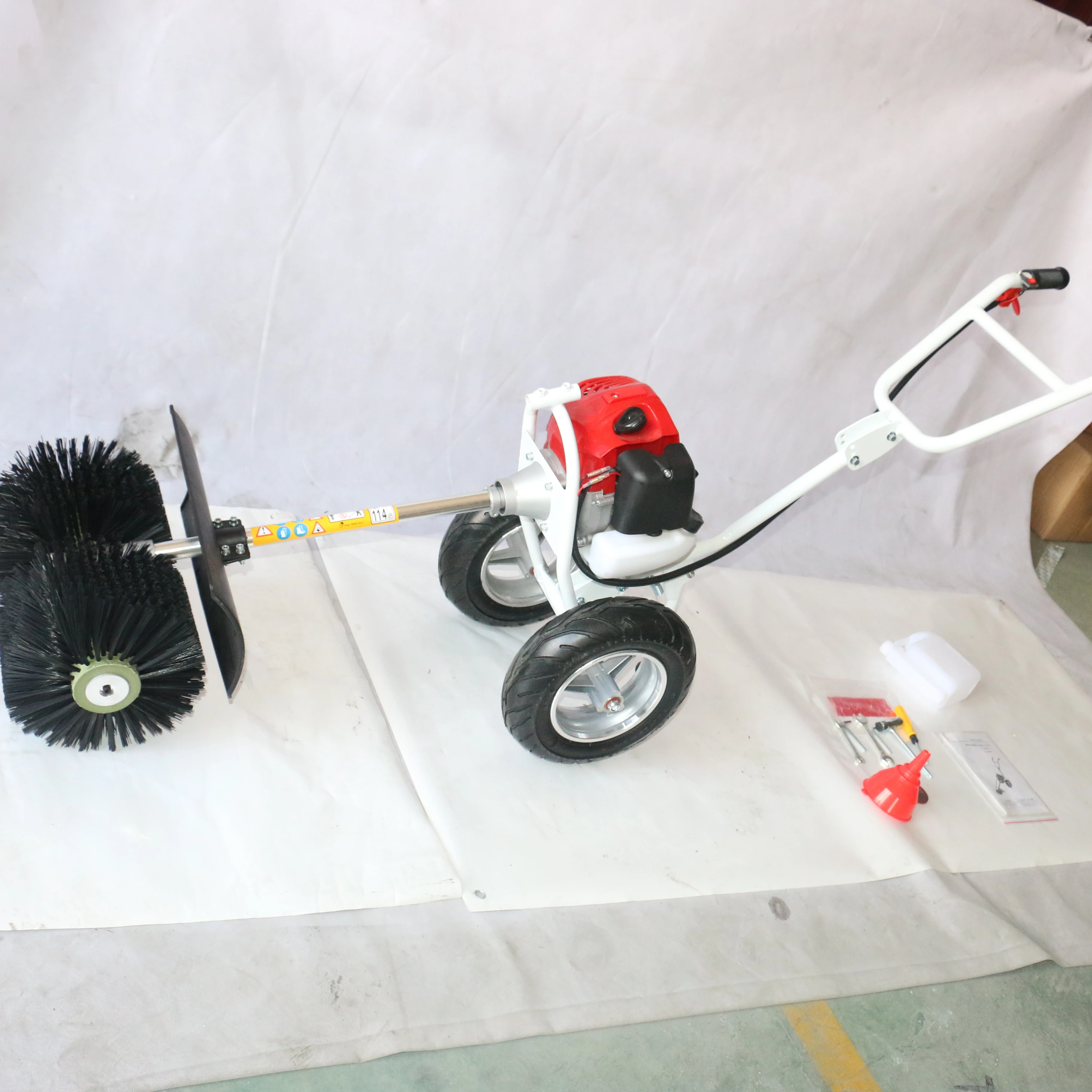 Commercial Power Broom 31