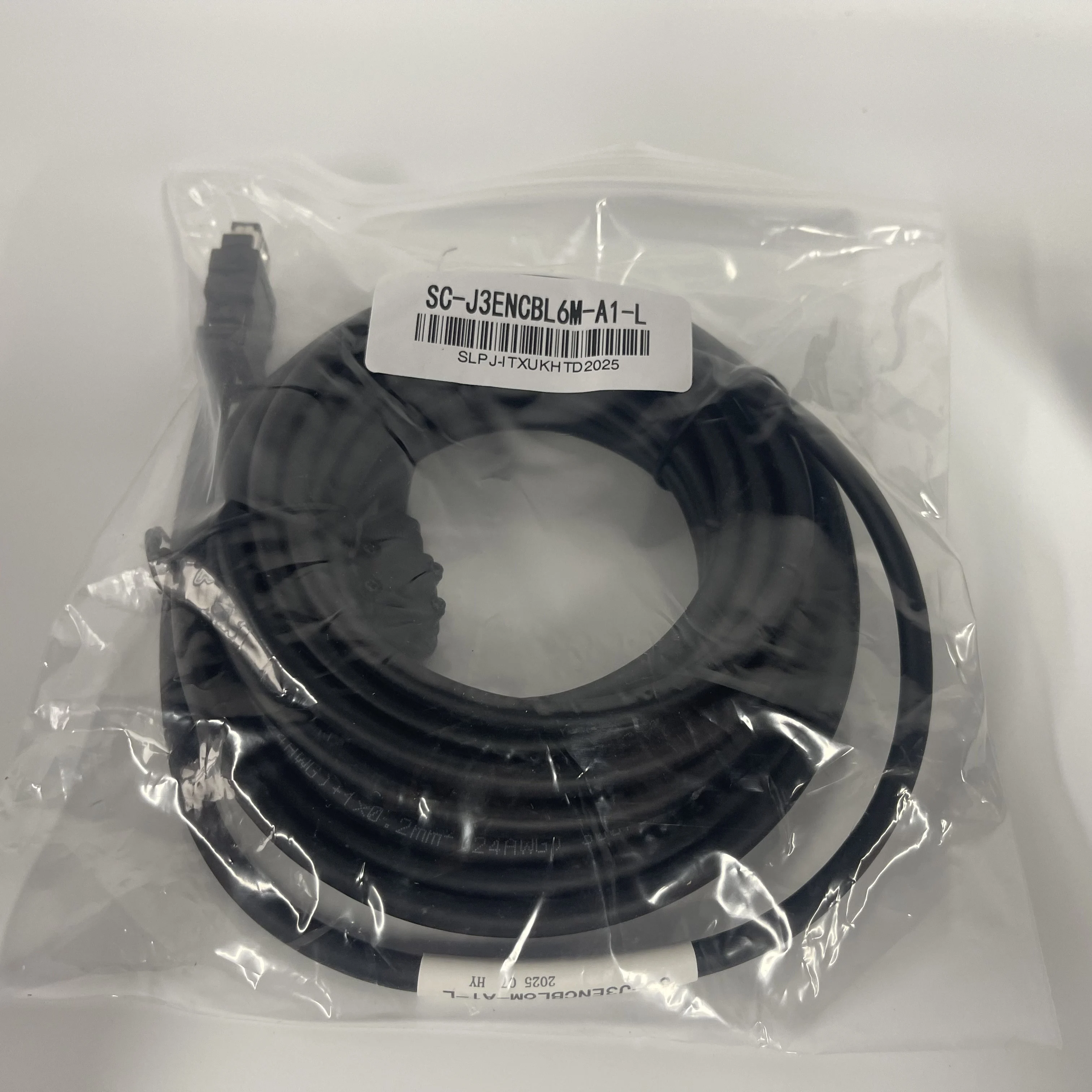 YASKAWA Servo Cable SC-J3ENSCBL6M-A1-L YASKAWA Servo Cable SC-J3ENSCBL6M-A1-L