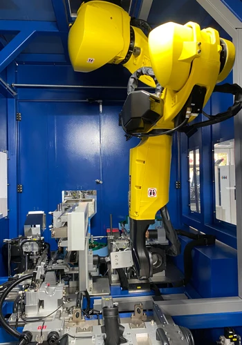 Automatic Plastic Welding Machine with 220v/380v Dual Voltage and 50/60Hz Frequency for Precision Hot Melt Implantation