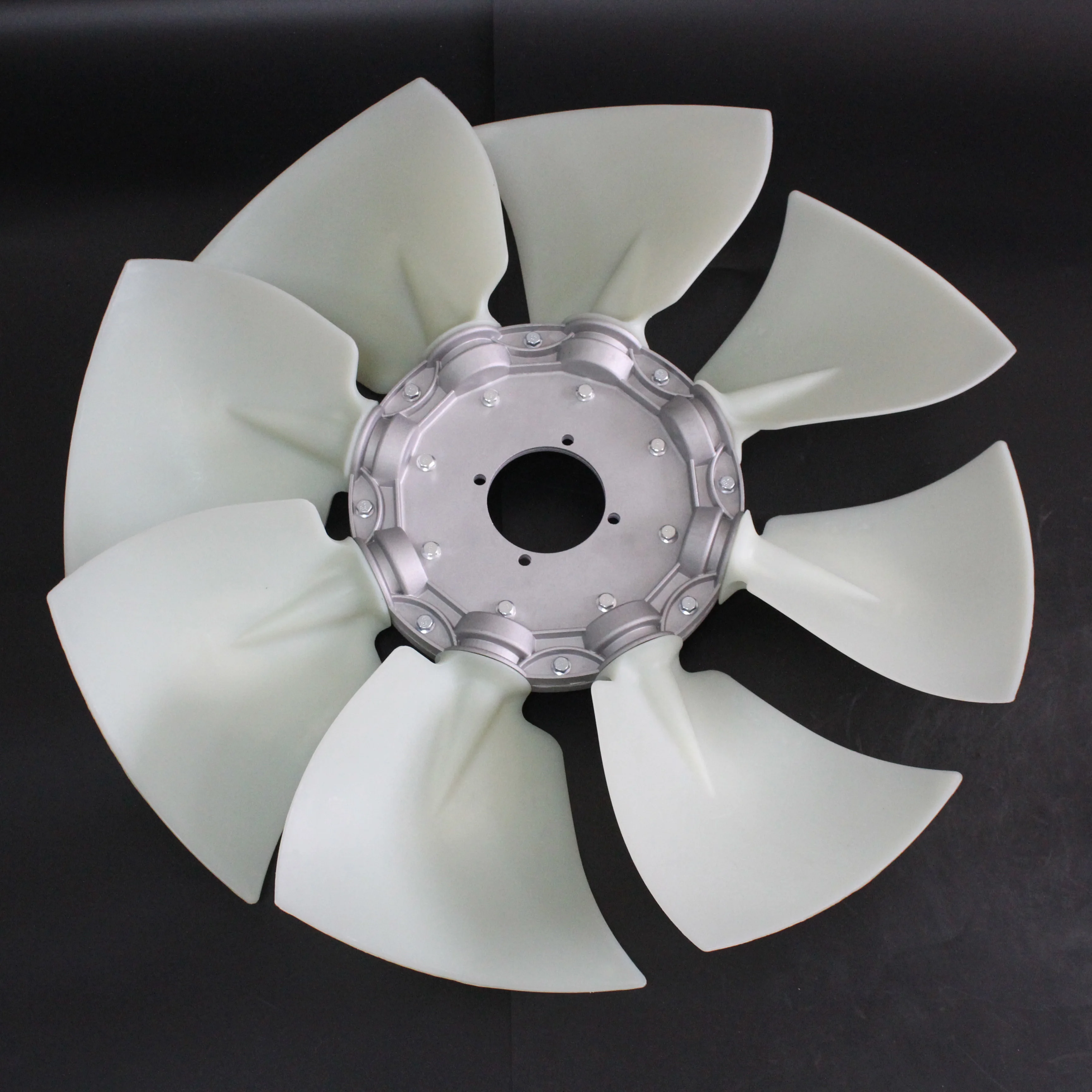 Excavator Fan Blade Diesel Engine Cooling Fan Blade Rubber Fan Blade